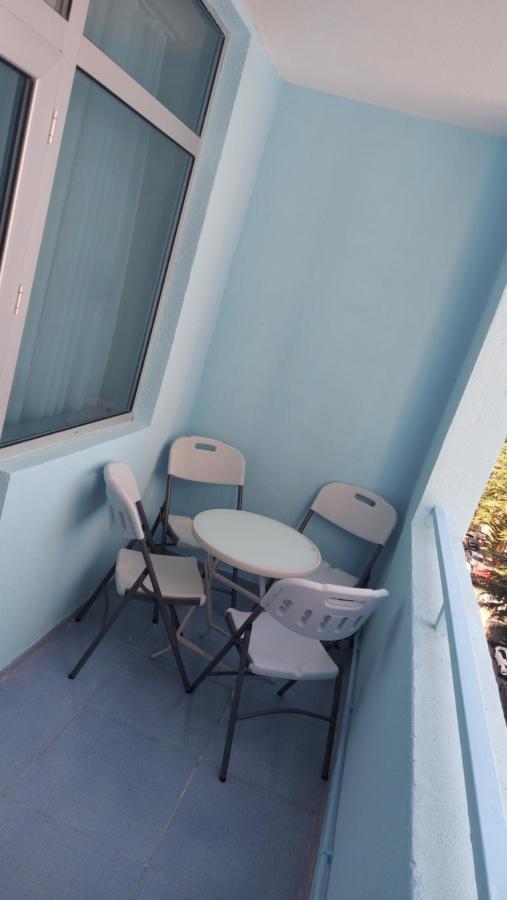 Andrew'S 2 Rooms Apartment In Batumi Ანდრიას 2 Ოთახიანი Აპარტამენტი Ბათუმში Exterior photo