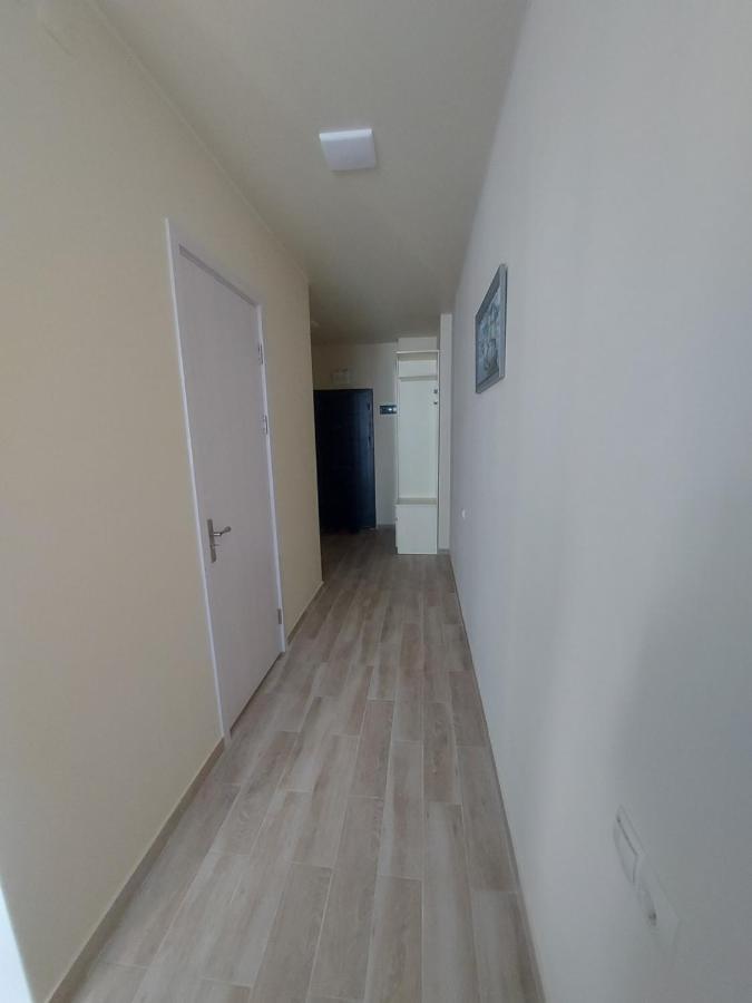 Andrew'S 2 Rooms Apartment In Batumi Ანდრიას 2 Ოთახიანი Აპარტამენტი Ბათუმში Exterior photo